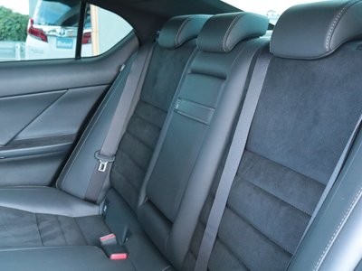 2024 Lexus IS thumbnail 38