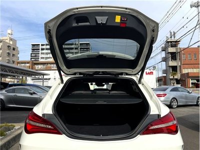 MERCEDES-BENZ CLA AMG - 8