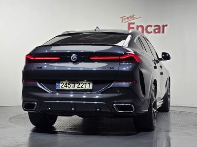 2021 BMW X6 — фото 3