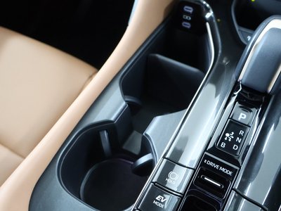 2024 Toyota CROWN SPORT 缩略图 21