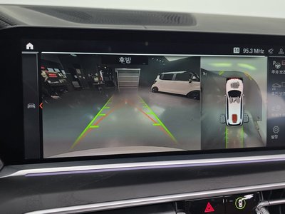 2022 BMW X7 — миниатюра 16