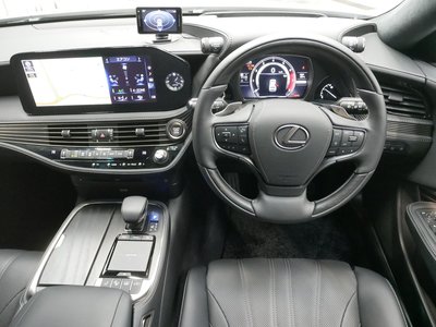 2022 Lexus LS 照片 7
