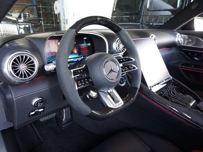2024 Mercedes-BENZ GT AMG — миниатюра 41