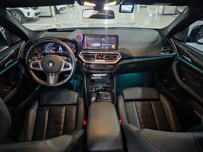 صورة 10 لـ 2023 BMW X4