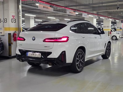 صورة 3 لـ 2023 BMW X4