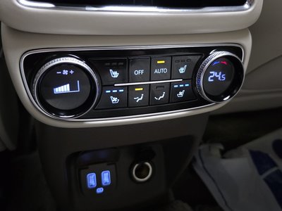 2023 Genesis GV80 — миниатюра 18