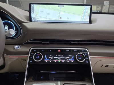 2023 Genesis GV80 — миниатюра 17
