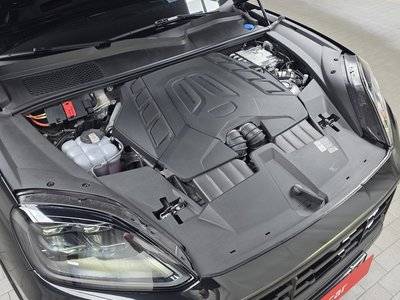 PORSCHE CAYENNE - 7