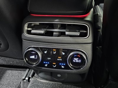 2021 Genesis GV70 — миниатюра 24