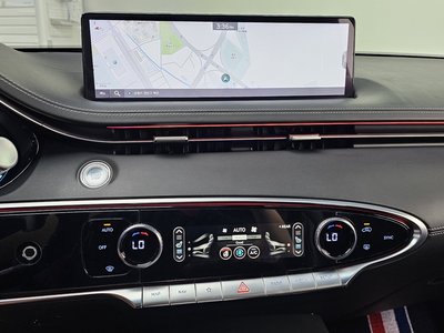 2021 Genesis GV70 — миниатюра 20