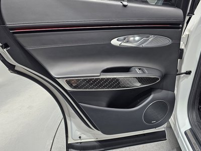 2021 Genesis GV70 — миниатюра 15