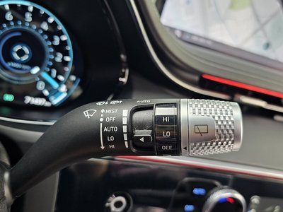 2021 Genesis GV70 — миниатюра 29