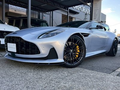 ASTON MARTIN DB12 - 7