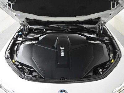 BMW I7 - 7