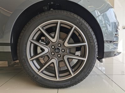 LAND ROVER RANGE ROVER VELAR - 9