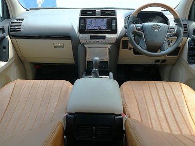 2023 Toyota LAND CRUISER PRADO 照片 7