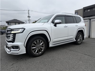 TOYOTA LAND CRUISER 300 - 9