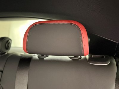 2025 BMW I4 — миниатюра 20