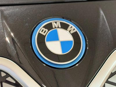 2025 BMW I4 — миниатюра 62