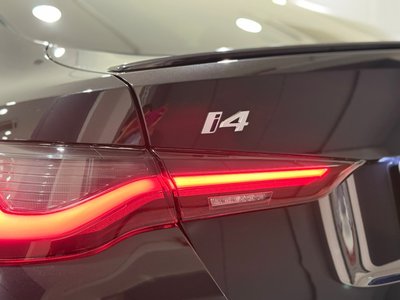 2025 BMW I4 — миниатюра 65