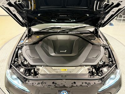 2025 BMW I4 — миниатюра 71
