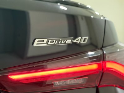 2025 BMW I4 — миниатюра 66