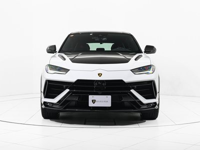 LAMBORGHINI URUS - 2