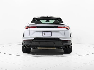 LAMBORGHINI URUS - 8