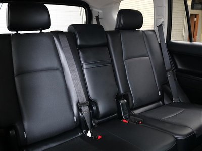 TOYOTA LAND CRUISER - 8