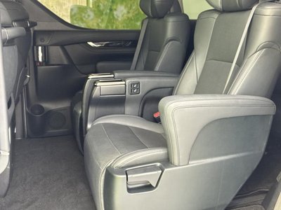 TOYOTA ALPHARD - 8