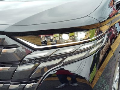 2026 Toyota ALPHARD photo 7