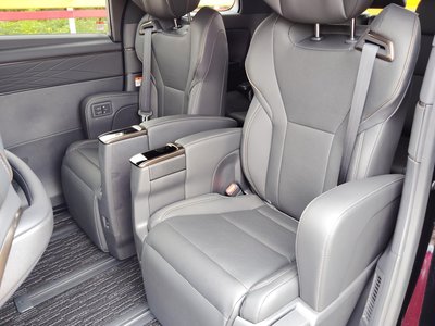 صورة مصغرة 16 لـ 2026 Toyota ALPHARD