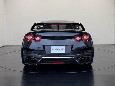 NISSAN GT-R - 4