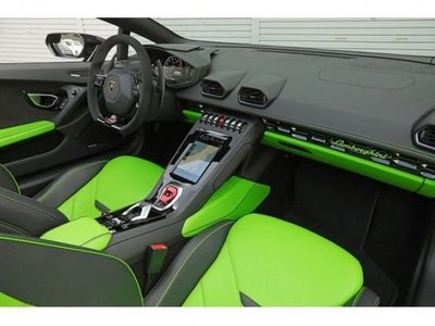 LAMBORGHINI HURACAN - 8