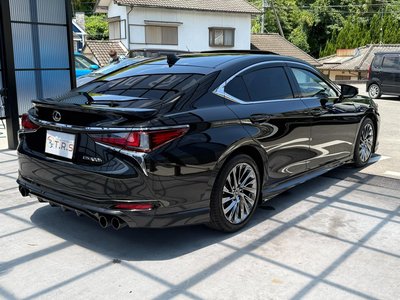 2024 Lexus ES — миниатюра 23