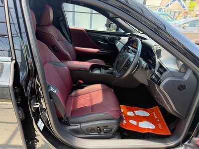 2024 Lexus ES — миниатюра 42