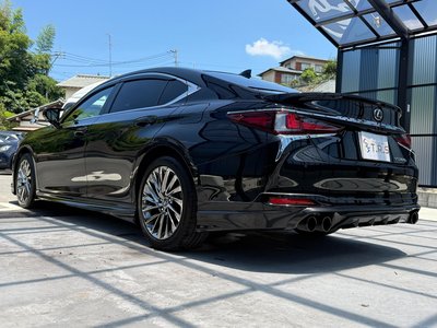 2024 Lexus ES — миниатюра 25