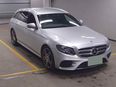2017 Mercedes-BENZ E-CLASS 照片 1