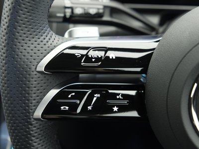 MERCEDES-BENZ GLC - 9