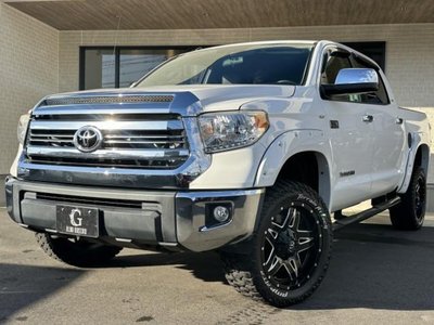TOYOTA TUNDRA