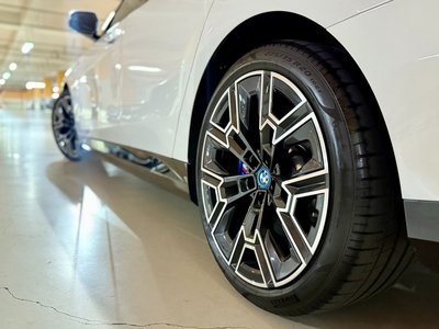 BMW 5 SERIES - 6