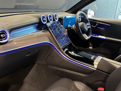 2026 Mercedes-BENZ GLC — миниатюра 24