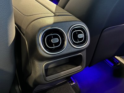 2026 Mercedes-BENZ GLC — миниатюра 28