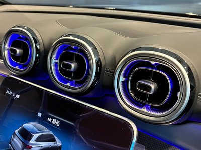 2026 Mercedes-BENZ GLC — миниатюра 37