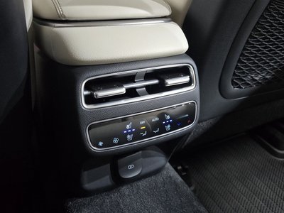 2025 Genesis GV70 缩略图 28