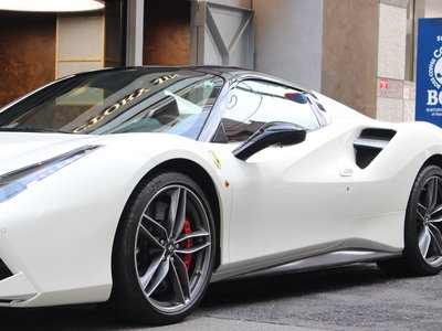 2017 Ferrari 488 SPIDER — миниатюра 11