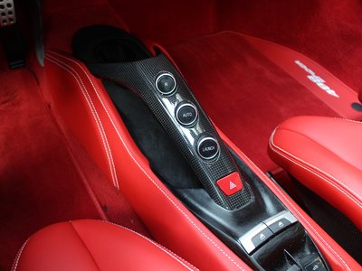 2017 Ferrari 488 SPIDER — миниатюра 16