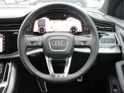 صورة مصغرة 13 لـ 2025 AUDI Q8