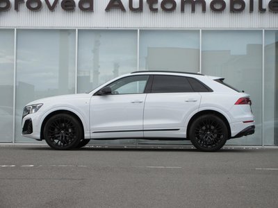AUDI Q8 - 5