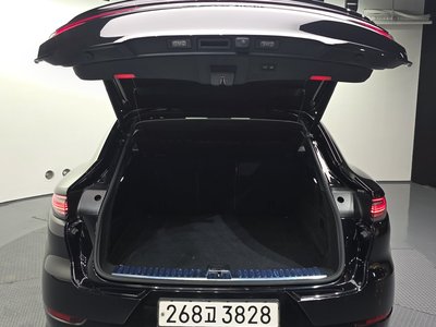 2020 Porsche CAYENNE 缩略图 20